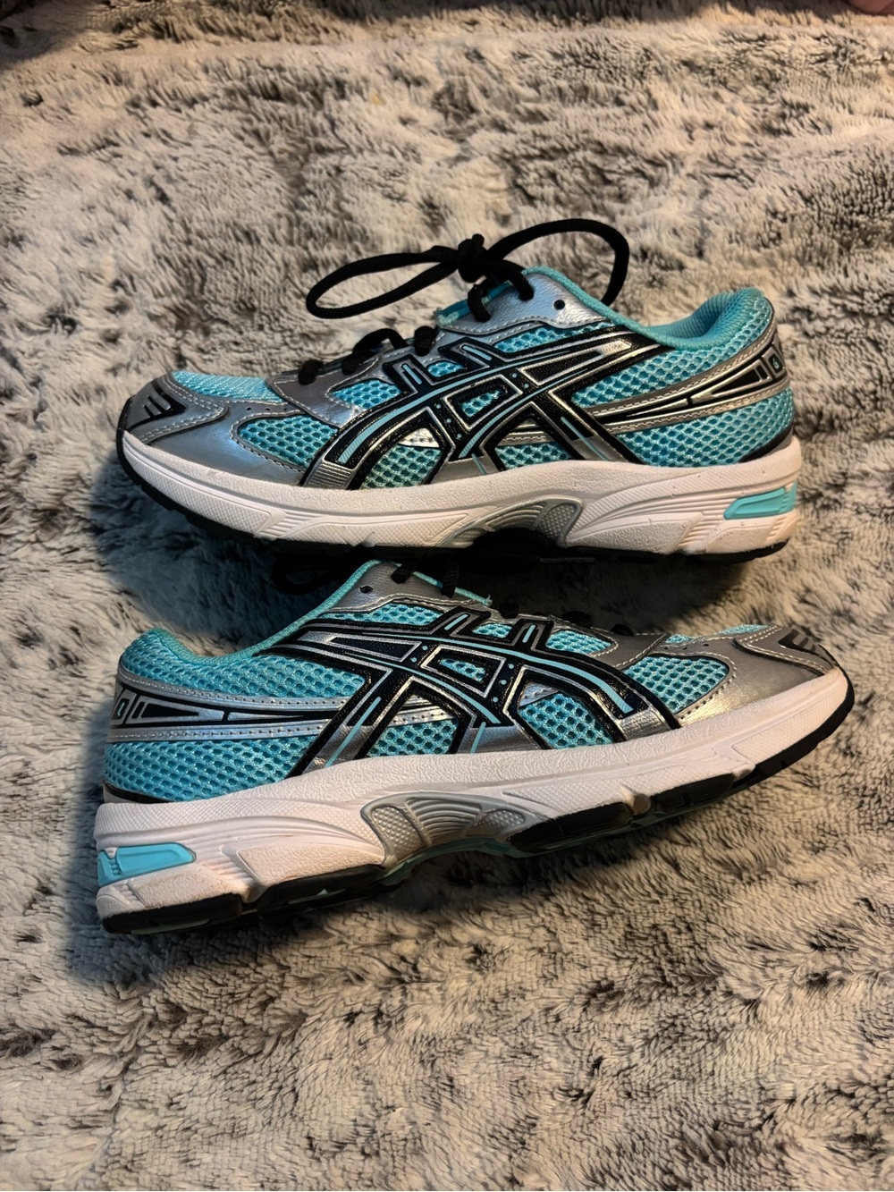 ASICS Gel-1130 GS size 5Y